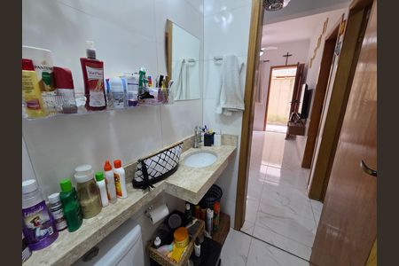 Casa de condomínio para alugar com 60m², 2 quartos e 1 vaga Casa de condomínio para alugar com 60m², 2 quartos e 1 vagaBanheiro