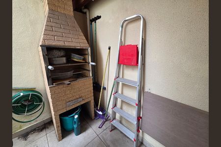 Casa de condomínio para alugar com 60m², 2 quartos e 1 vaga Casa de condomínio para alugar com 60m², 2 quartos e 1 vagaChurrasqueira