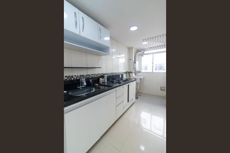 Apartamento à venda com 48m², 2 quartos e 1 vaga Apartamento à venda com 48m², 2 quartos e 1 vagaCozinha e Área de Serviço