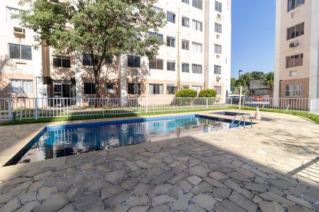 Apartamento à venda com 48m², 2 quartos e 1 vaga Apartamento à venda com 48m², 2 quartos e 1 vagaÁrea comum - Piscina