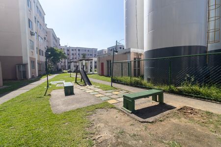 Apartamento à venda com 48m², 2 quartos e 1 vaga Apartamento à venda com 48m², 2 quartos e 1 vagaÁrea comum - Playground