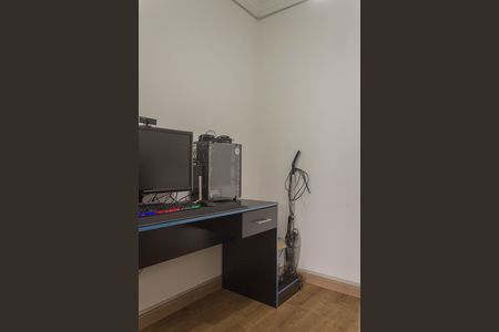 Apartamento à venda com 56m², 2 quartos e 1 vaga Apartamento à venda com 56m², 2 quartos e 1 vagaEscritório