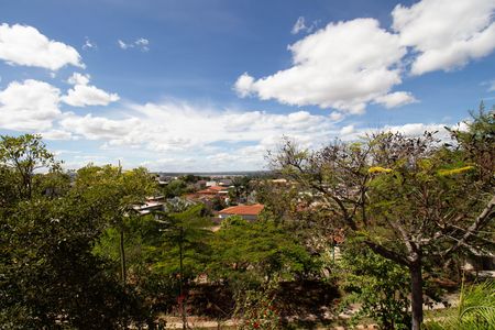 Vista de apartamento para alugar com 1 quarto, 64m² em Colônia Agrícola Vereda da Cruz, Brasília