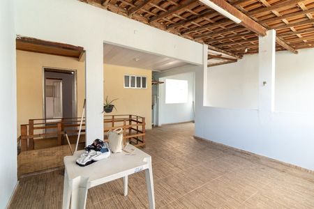 Apartamento para alugar com 80m², 3 quartos e sem vaga