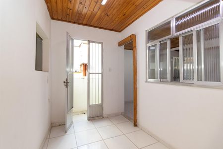 Apartamento para alugar com 80m², 3 quartos e sem vaga