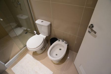 Apartamento para alugar com 186m², 4 quartos e 2 vagas Apartamento para alugar com 186m², 4 quartos e 2 vagasBanheiro Social
