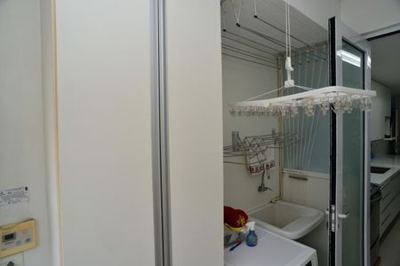 Apartamento para alugar com 186m², 4 quartos e 2 vagas Apartamento para alugar com 186m², 4 quartos e 2 vagasÁrea de Serviço