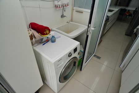Apartamento para alugar com 186m², 4 quartos e 2 vagas Apartamento para alugar com 186m², 4 quartos e 2 vagasÁrea de Serviço