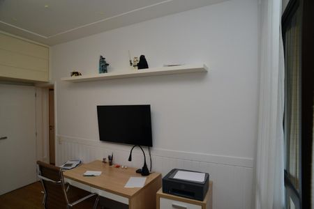 Apartamento para alugar com 186m², 4 quartos e 2 vagas Apartamento para alugar com 186m², 4 quartos e 2 vagasQuarto 3