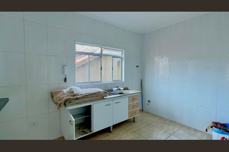 Casa para alugar com 75m², 2 quartos e 1 vagaCozinha