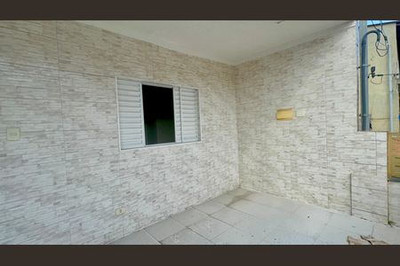 Casa para alugar com 75m², 2 quartos e 1 vagaSacada