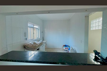 Casa para alugar com 75m², 2 quartos e 1 vagaCozinha