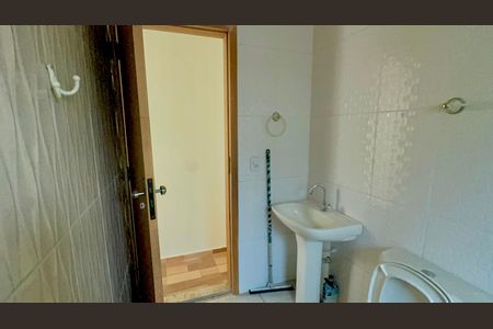 Casa para alugar com 75m², 2 quartos e 1 vagaBanheiro 2