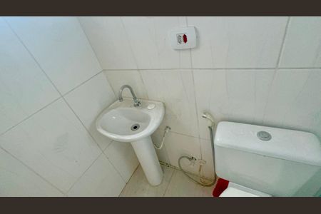 Casa para alugar com 75m², 2 quartos e 1 vagaBanheiro 1