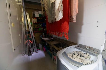 Apartamento à venda com 100m², 2 quartos e 1 vaga Apartamento à venda com 100m², 2 quartos e 1 vagaÁrea de Serviço