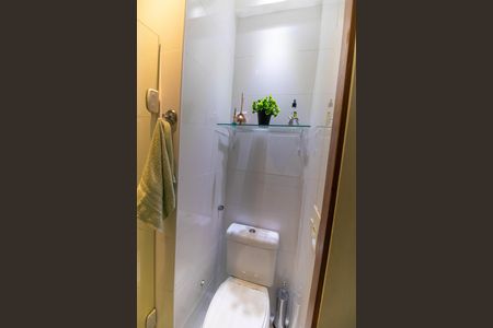 Apartamento à venda com 100m², 2 quartos e 1 vaga Apartamento à venda com 100m², 2 quartos e 1 vagaBanheiro Social