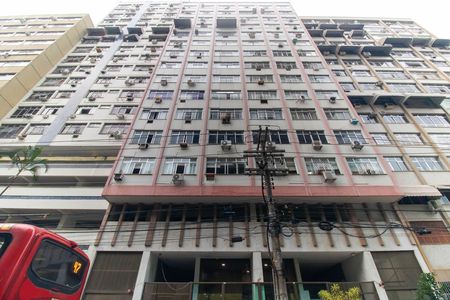 Apartamento à venda com 100m², 2 quartos e 1 vaga Apartamento à venda com 100m², 2 quartos e 1 vagaFachada
