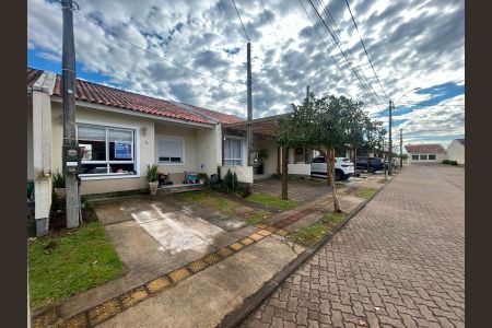 Casa de condomínio para alugar com 47m², 2 quartos e 2 vagas Casa de condomínio para alugar com 47m², 2 quartos e 2 vagasFachada da Casa