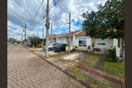 Casa de condomínio para alugar com 47m², 2 quartos e 2 vagas Casa de condomínio para alugar com 47m², 2 quartos e 2 vagasFachada da Casa