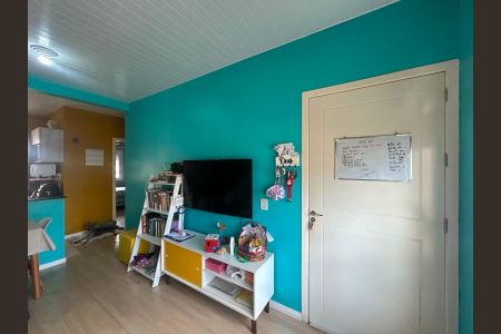 Sala de casa de condomínio para alugar com 2 quartos, 47m² em Distrito Industrial, Cachoeirinha