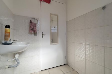 Banheiro de apartamento para alugar com 2 quartos, 42m² em Vila Sadokim, Guarulhos