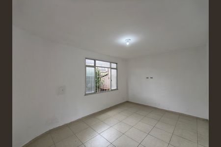 Casa de Condomínio para alugar com 3 quartos, 200m² em Taquara, Rio de Janeiro