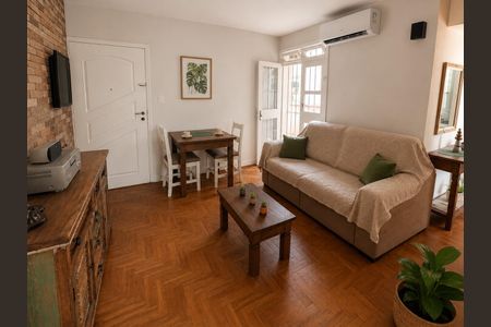 Sala de apartamento para alugar com 1 quarto, 45m² em Teresópolis, Porto Alegre