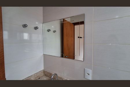 Apartamento à venda com 65m², 2 quartos e 1 vaga Apartamento à venda com 65m², 2 quartos e 1 vagaBanheiro Suíte