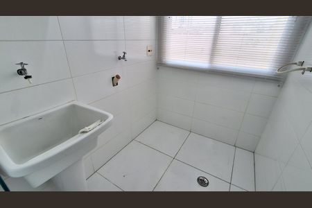 Apartamento à venda com 65m², 2 quartos e 1 vaga Apartamento à venda com 65m², 2 quartos e 1 vagaÁrea de Serviço
