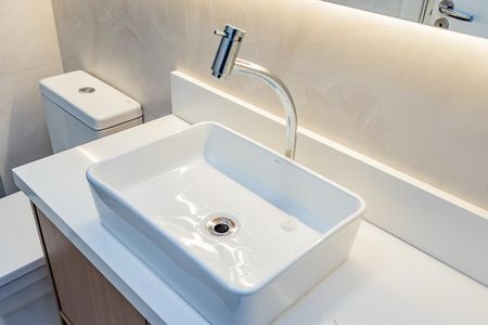 Apartamento à venda com 41m², 2 quartos e sem vaga Apartamento à venda com 41m², 2 quartos e sem vagaBanheiro suite / social