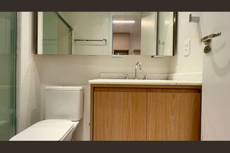 Studio para alugar com 26m², 1 quarto e sem vaga Studio para alugar com 26m², 1 quarto e sem vagaBanheiro