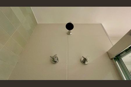 Studio para alugar com 26m², 1 quarto e sem vaga Studio para alugar com 26m², 1 quarto e sem vagaBanheiro