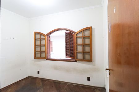Casa à venda com 120m², 3 quartos e 2 vagas