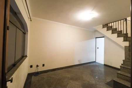 Casa à venda com 120m², 3 quartos e 2 vagas