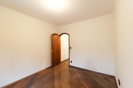 Casa à venda com 120m², 3 quartos e 2 vagas