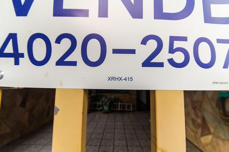 Casa à venda com 220m², 5 quartos e 2 vagas Casa à venda com 220m², 5 quartos e 2 vagasXRHX - 415