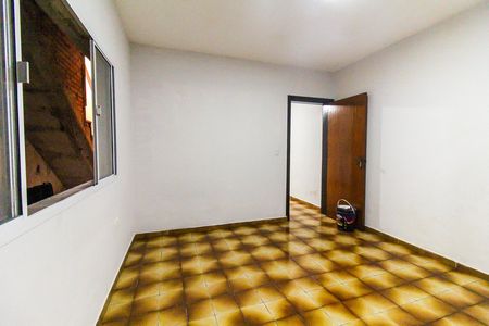 Casa à venda com 220m², 5 quartos e 2 vagas Casa à venda com 220m², 5 quartos e 2 vagasQuarto 4
