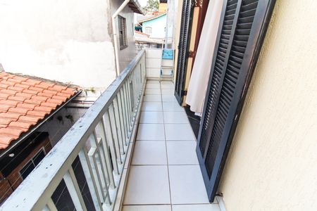 Casa à venda com 220m², 5 quartos e 2 vagas Casa à venda com 220m², 5 quartos e 2 vagasSacada da Suíte