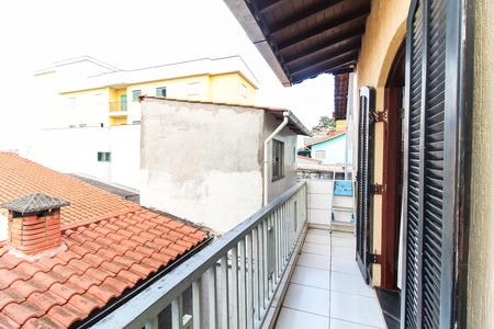 Casa à venda com 220m², 5 quartos e 2 vagas Casa à venda com 220m², 5 quartos e 2 vagasSacada da Suíte