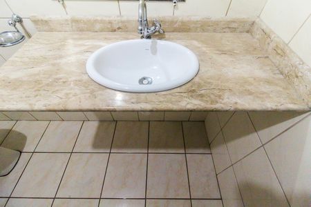 Casa à venda com 220m², 5 quartos e 2 vagas Casa à venda com 220m², 5 quartos e 2 vagasBanheiro 3