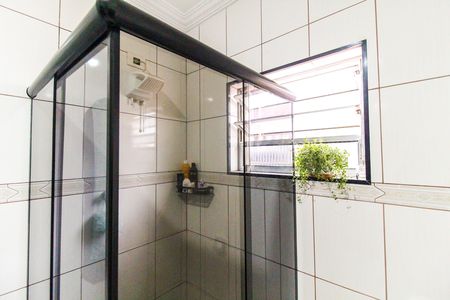Casa à venda com 220m², 5 quartos e 2 vagas Casa à venda com 220m², 5 quartos e 2 vagasBanheiro 2