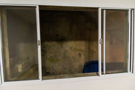 Casa à venda com 220m², 5 quartos e 2 vagas Casa à venda com 220m², 5 quartos e 2 vagasVista do Quarto 4