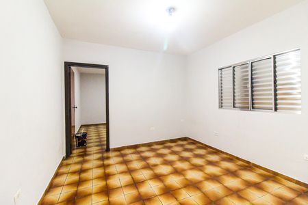 Casa à venda com 220m², 5 quartos e 2 vagas Casa à venda com 220m², 5 quartos e 2 vagasQuarto 5