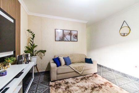 Casa à venda com 220m², 5 quartos e 2 vagas Casa à venda com 220m², 5 quartos e 2 vagasSala