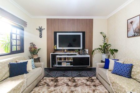 Sala de casa à venda com 5 quartos, 220m² em Cidade Líder, São Paulo