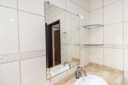 Casa à venda com 220m², 5 quartos e 2 vagas Casa à venda com 220m², 5 quartos e 2 vagasBanheiro 3