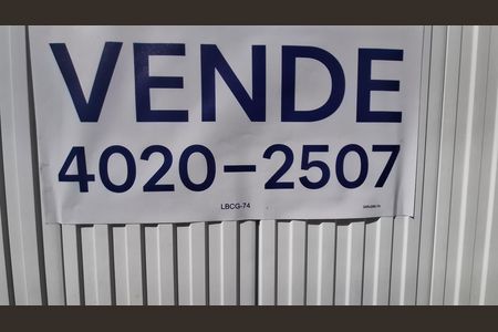 Casa à venda com 272m², 3 quartos e 2 vagasPlaca Instalada