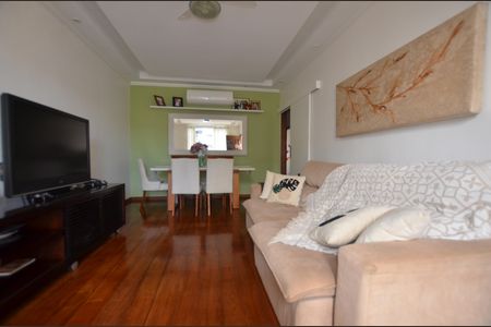 Sala de casa à venda com 3 quartos, 272m² em Vila Valqueire, Rio de Janeiro