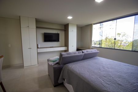 Apartamento para alugar com 1 quarto, 65m² em Setor Habitacional Arniqueira, Brasília