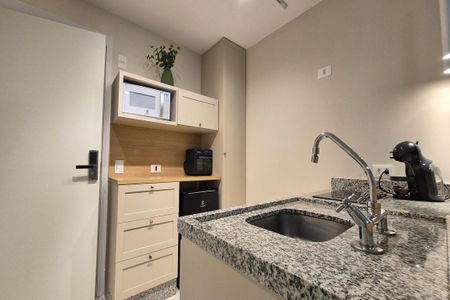 Apartamento à venda com 36m², 1 quarto e 1 vaga Apartamento à venda com 36m², 1 quarto e 1 vagaCozinha